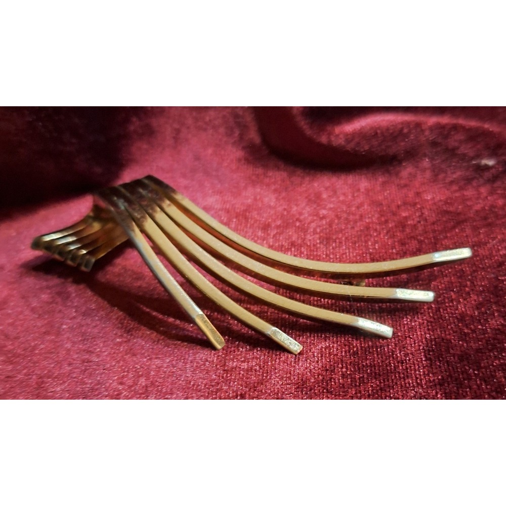 Vintage Large 3.75" Mid Century Modern Gold Toned Sweeping Winged show Brooch - Picture 6 of 11
